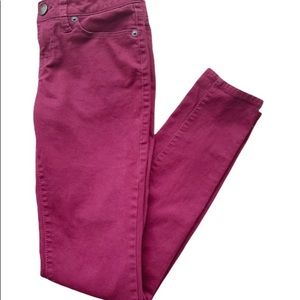 No Boundaries burgundy skinny jeans